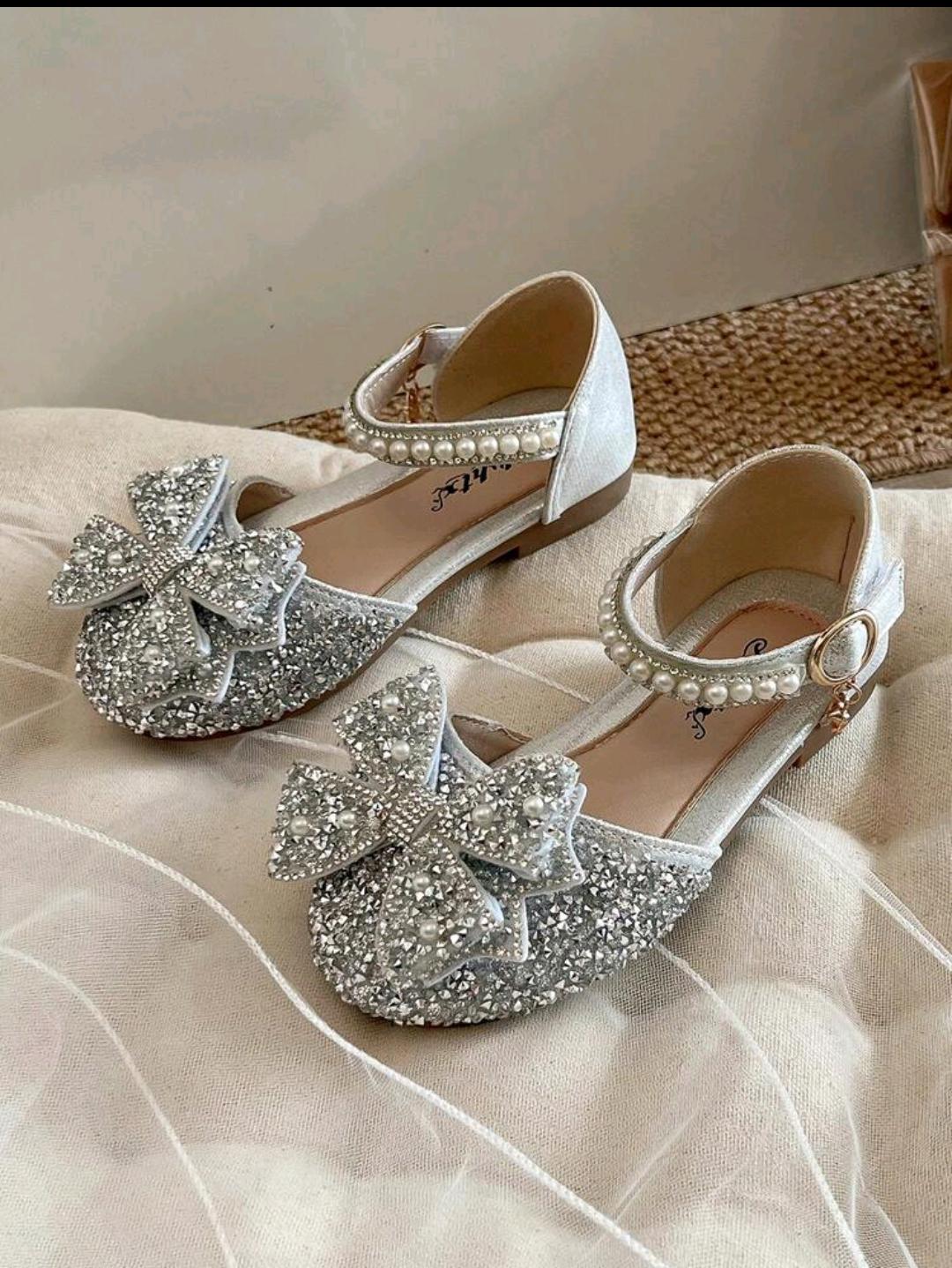 Girls Silver Glitter Bow Pearl Mary Jane Flats | EUR 21–35